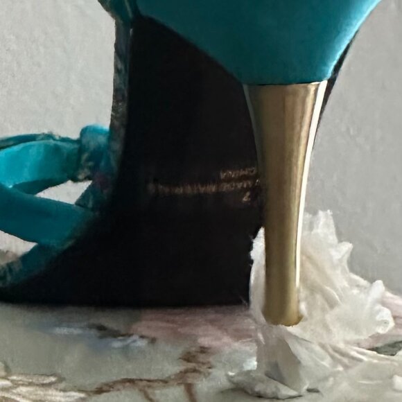 NWT | Splash Fashion Turquoise Satin Floral Heels | Size 7 - Picture 6 of 9